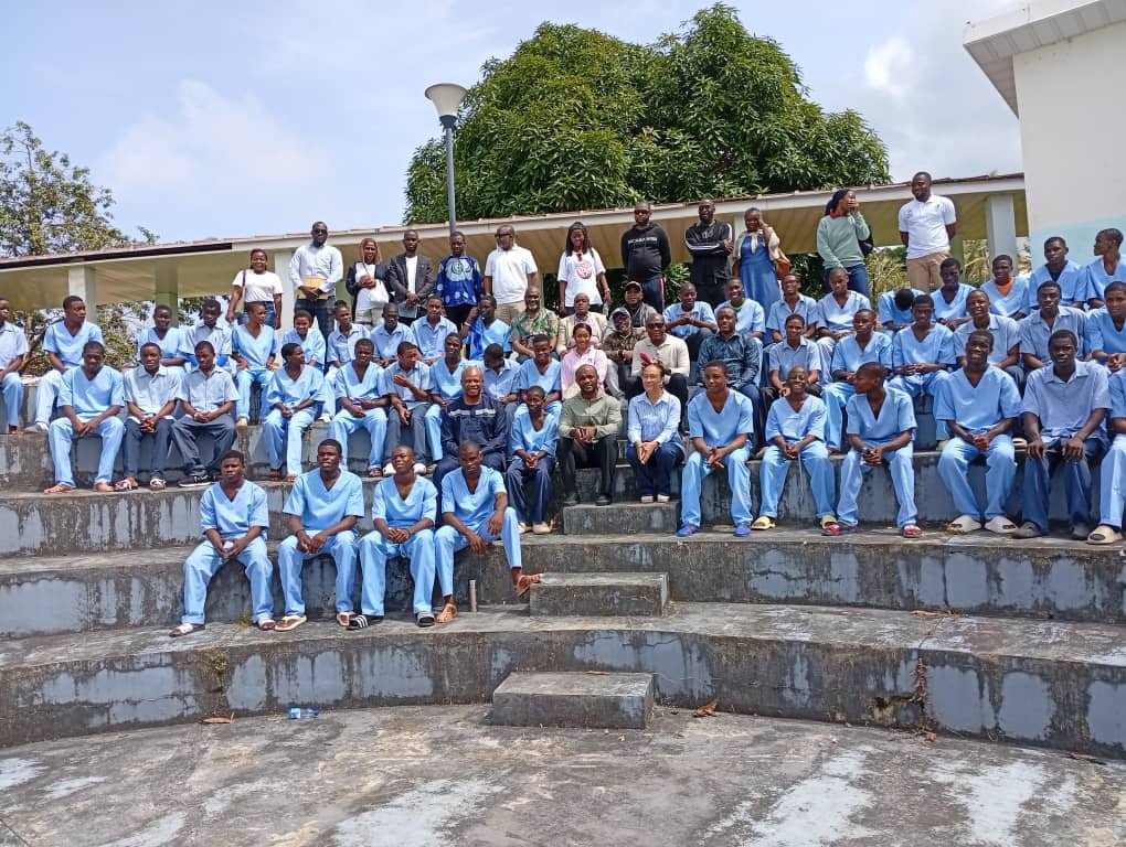 Fotografía complementaria de La ONG Senda Antigua comparte una jornada de esperanza con los jóvenes del Centro de Reeducación de Menores de Riaba